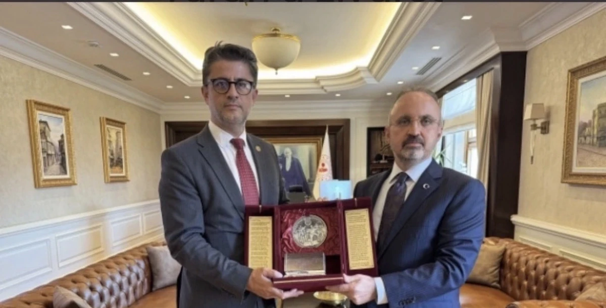 &Ccedil;OM&Uuml;&rsquo;den Ankara&rsquo;da Stratejik Proje Atağı: Kamp&uuml;s K&ouml;y Akademisi G&uuml;ndemde