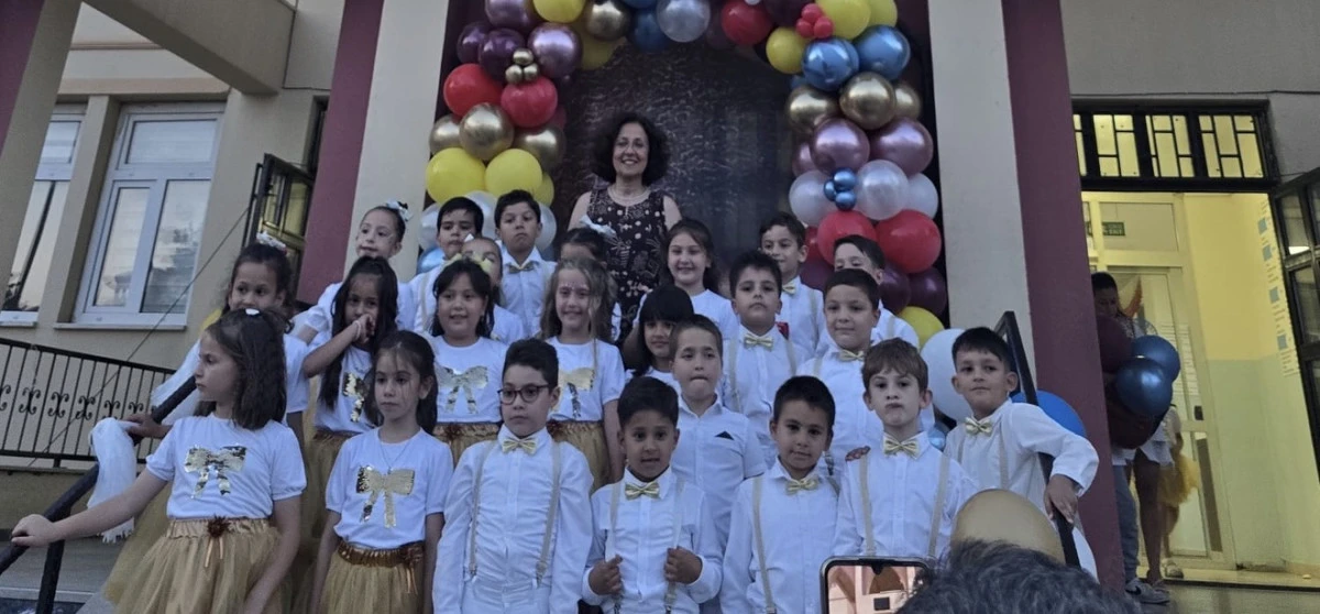 H&uuml;seyin Akif Terzioğlu İlkokulu&rsquo;nda Miniklerden Renkli Okuma Bayramı