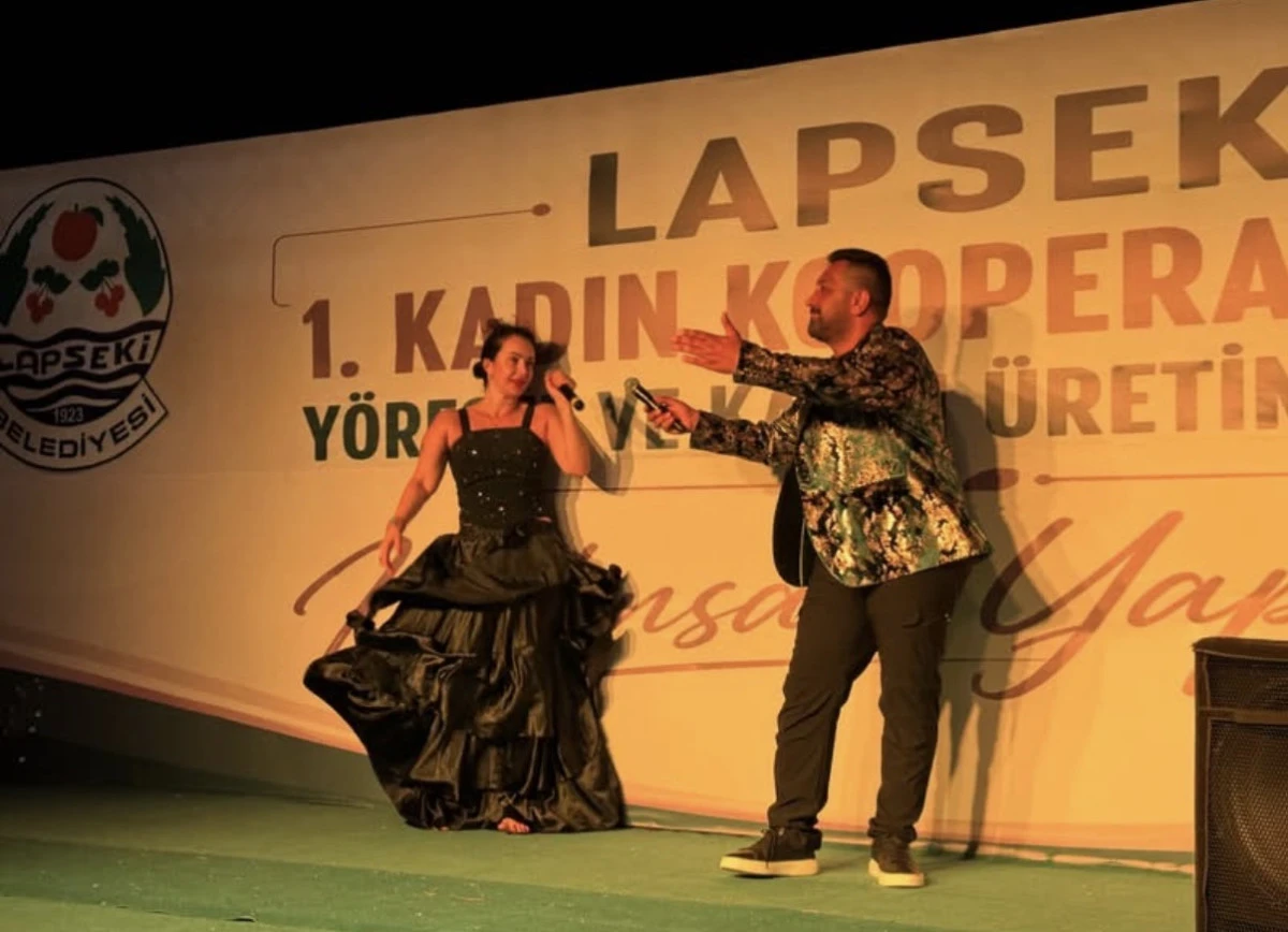 Lapseki&rsquo;de Kadın Emeği Notalarla Ta&ccedil;landı